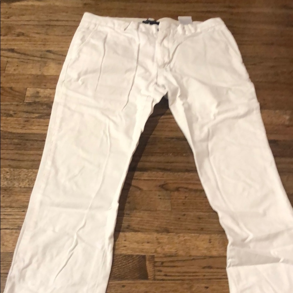 White banana republic aiden chinos 33x34